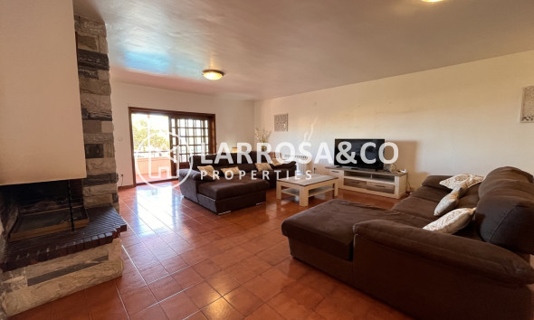 Resale - Detached House/Villa - La Nucia - Costa Blanca