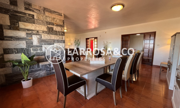 Resale - Detached House/Villa - La Nucia - Costa Blanca