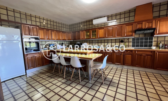 Resale - Detached House/Villa - La Nucia - Costa Blanca