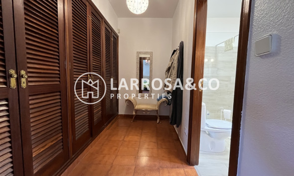 Resale - Detached House/Villa - La Nucia - Costa Blanca