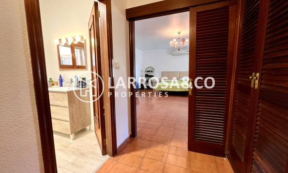 Resale - Detached House/Villa - La Nucia - Costa Blanca