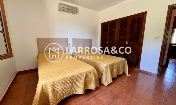 Resale - Detached House/Villa - La Nucia - Costa Blanca