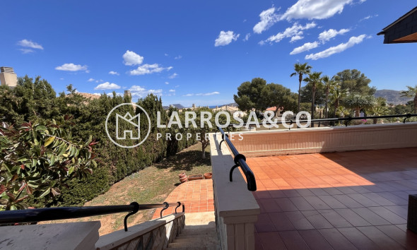 Resale - Detached House/Villa - La Nucia - Costa Blanca