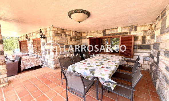 Resale - Detached House/Villa - La Nucia - Costa Blanca