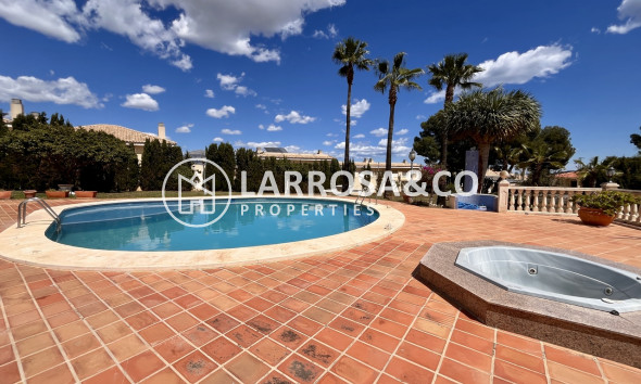 Resale - Detached House/Villa - La Nucia - Costa Blanca