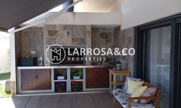 Resale - Detached House/Villa - Daya Nueva - Costa Blanca