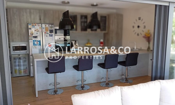 Resale - Detached House/Villa - Daya Nueva - Costa Blanca