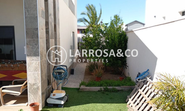 Resale - Detached House/Villa - Daya Nueva - Costa Blanca
