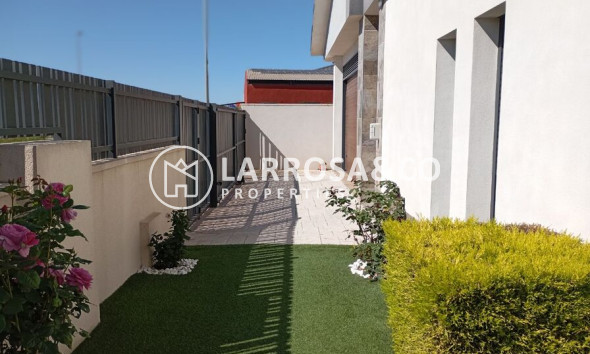 Resale - Detached House/Villa - Daya Nueva - Costa Blanca