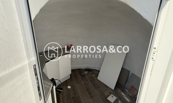 Resale - Detached House/Villa - Villamartin - Costa Blanca