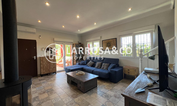 Reventa - Casa de campo - Dolores - Comunidad valenciana