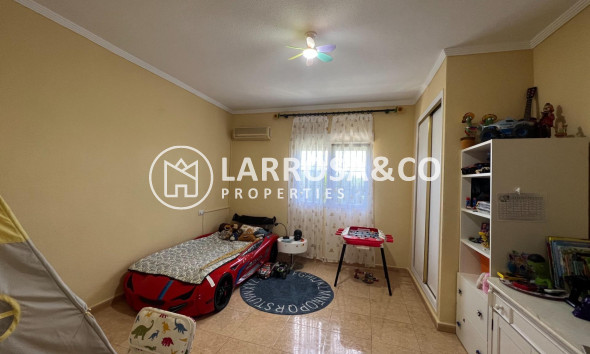 Reventa - Casa de campo - Dolores - Comunidad valenciana