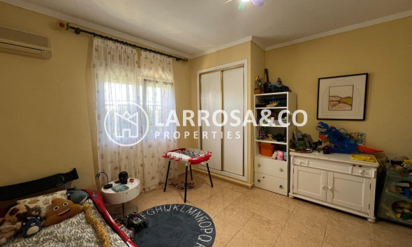 Reventa - Casa de campo - Dolores - Comunidad valenciana