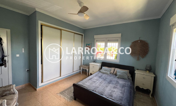 Reventa - Casa de campo - Dolores - Comunidad valenciana