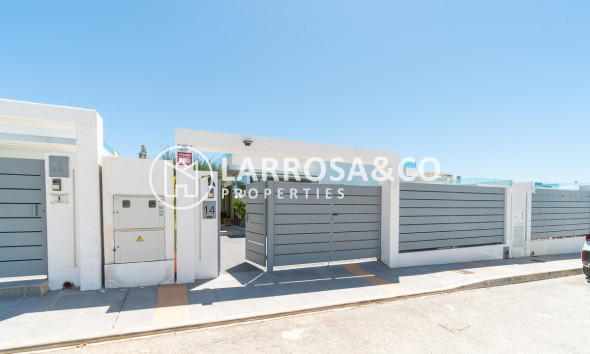 A Vendre - Semi-detached house - Vistabella Golf Entre Naranjos - Inland