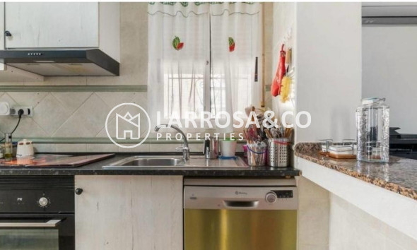 Resale - Bungalow - San Miguel de Salinas - Las Filipinas