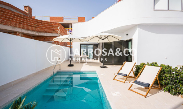 New build - Detached House/Villa - Torrevieja - Lago Jardín II