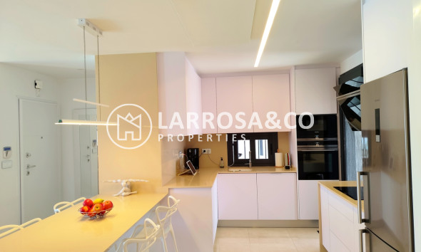 Resale - Detached House/Villa - San Miguel de Salinas - Inland