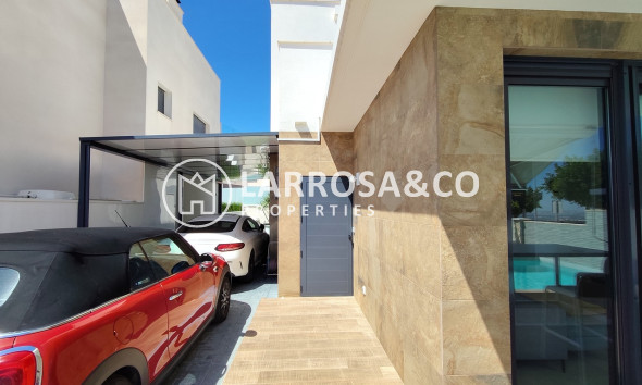 Resale - Detached House/Villa - San Miguel de Salinas - Inland