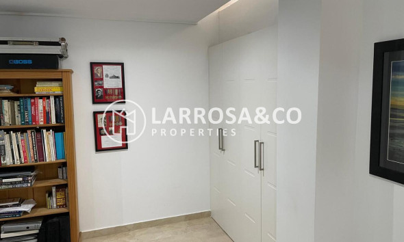 Resale - Detached House/Villa - Villamartin - El Galan