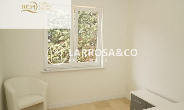 Resale - Detached House/Villa - La Nucia - Montebello - Nou Espai