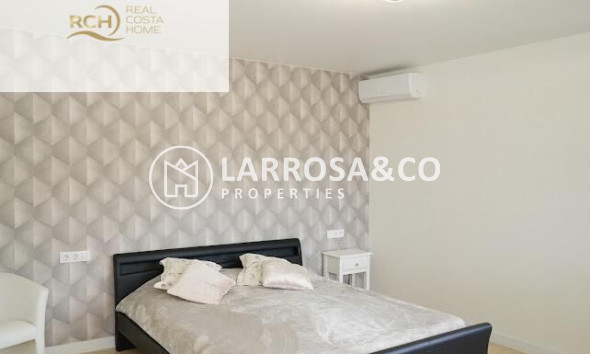 Resale - Detached House/Villa - La Nucia - Montebello - Nou Espai