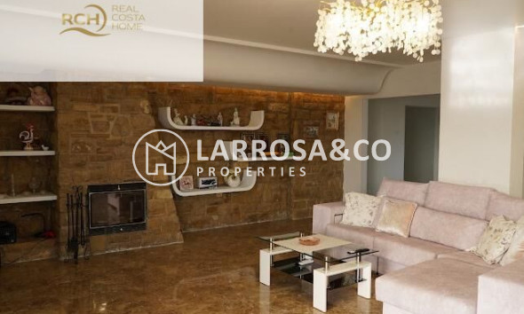 Resale - Detached House/Villa - La Nucia - Montebello - Nou Espai
