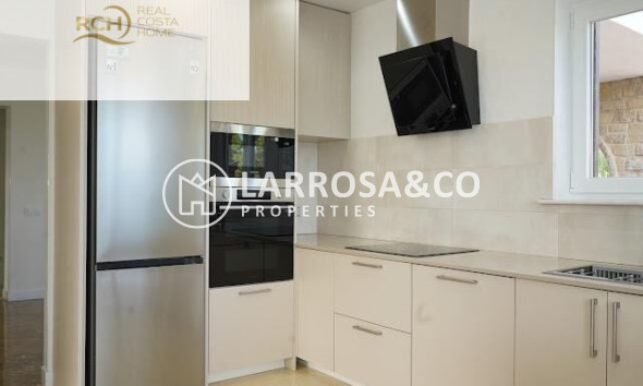 Resale - Detached House/Villa - La Nucia - Montebello - Nou Espai
