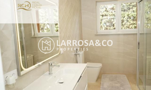 Resale - Detached House/Villa - La Nucia - Montebello - Nou Espai