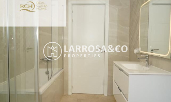 Resale - Detached House/Villa - La Nucia - Montebello - Nou Espai