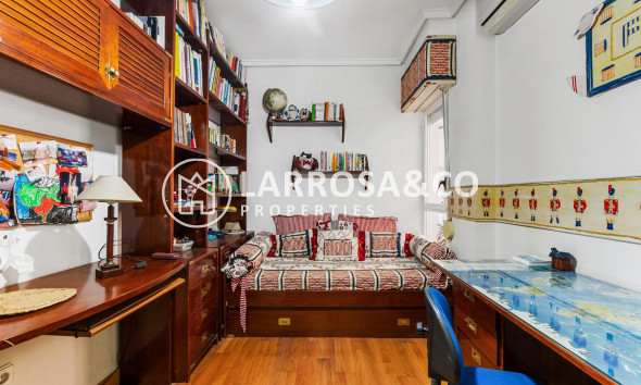Resale - Apartment - Torrevieja - CLUB NAUTICO TORREVIEJA