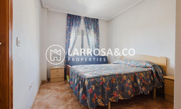 Resale - Apartment - Torrevieja - Parque de las Naciones