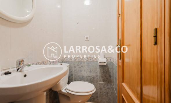 Resale - Apartment - Torrevieja - Parque de las Naciones