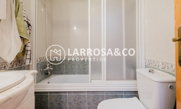 Resale - Apartment - Torrevieja - Parque de las Naciones