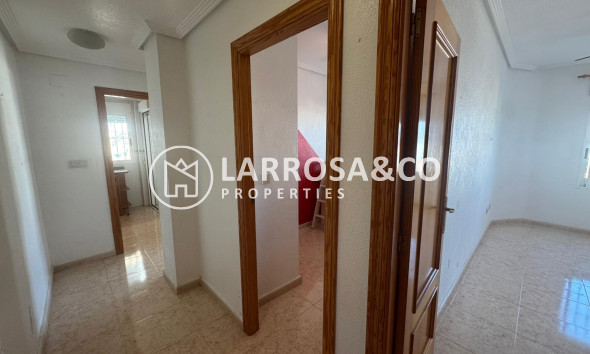 Resale - Apartment - Torrevieja - La Mata
