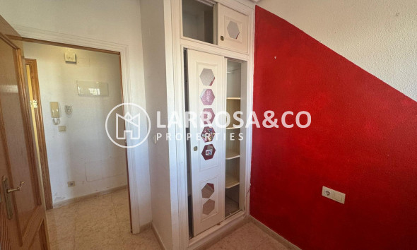 Resale - Apartment - Torrevieja - La Mata