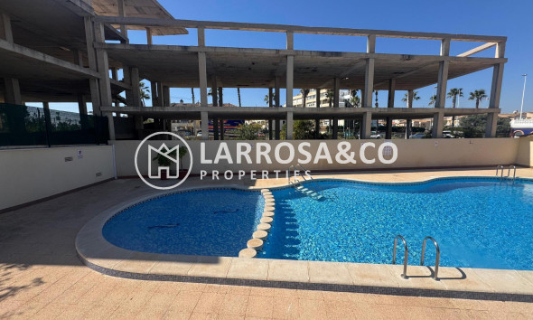 Resale - Apartment - Torrevieja - La Mata