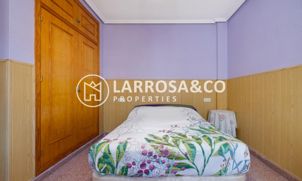 Resale - Apartment - Torrevieja - Parque de las Naciones