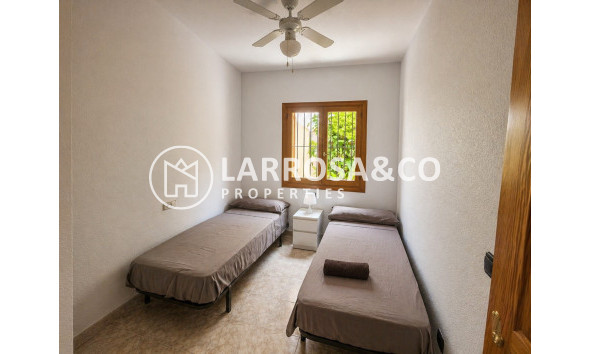 Resale - Apartment - Orihuela costa - Playa Flamenca