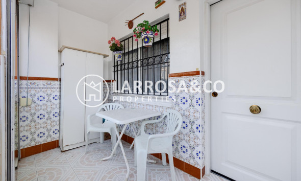 Resale - Bungalow - Torrevieja - Playa de los Naufragos
