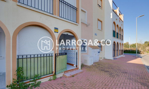 Resale - Bungalow - Torrevieja - Playa de los Naufragos
