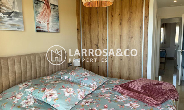 Resale - Apartment - Pilar de la Horadada - Costa Blanca