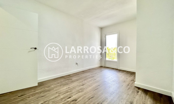 Herverkoop - Apartment - Villamartin - Costa Blanca