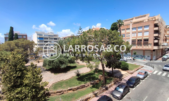 Herverkoop - Apartment - Torrevieja - Playa de El Cura