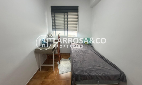Reventa - Apartamento - Almoradí
