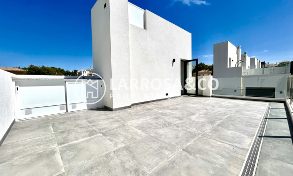 Resale - Detached House/Villa - Villamartin - Costa Blanca