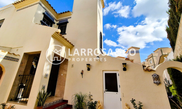 Resale - Detached House/Villa - Villamartin - Costa Blanca