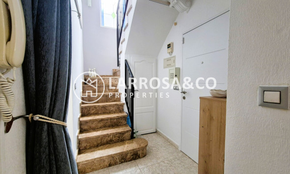 Resale - Detached House/Villa - Villamartin - Costa Blanca
