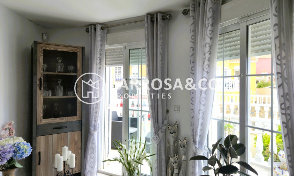 Resale - Detached House/Villa - Villamartin - Costa Blanca