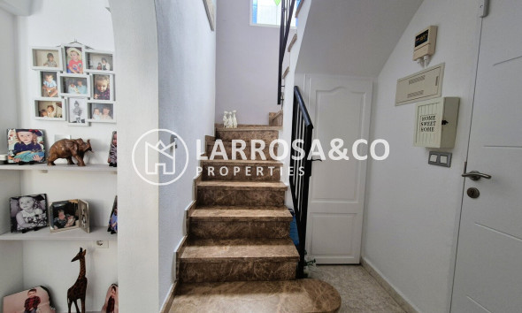 Resale - Detached House/Villa - Villamartin - Costa Blanca